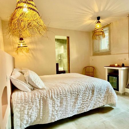 La Parenthese Du Var - Chambre D'Hotes Petits Dejeuners Inclus Et Terrasse Ombragee Saint-Antonin-du-Var Eksteriør bilde