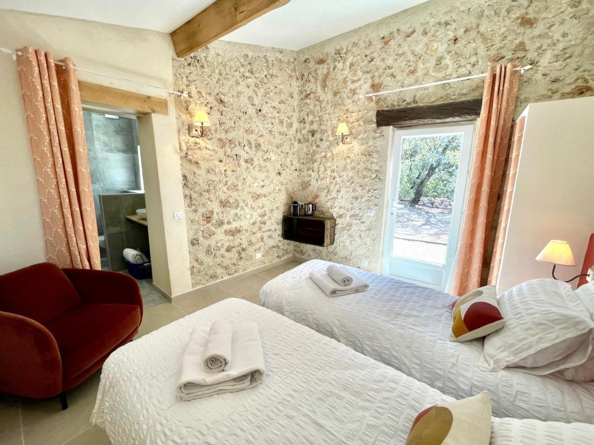 La Parenthese Du Var - Chambre D'Hotes Petits Dejeuners Inclus Et Terrasse Ombragee Saint-Antonin-du-Var Eksteriør bilde